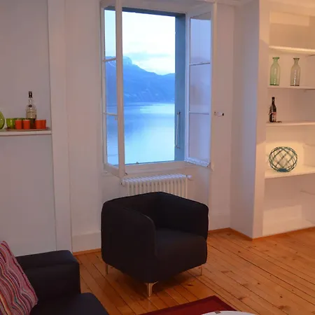 Domaine Du Burignon בית הארחה 3*