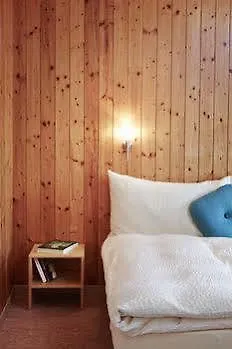 ゲストハウス ドメーヌ デュ ブリーニョン Saint-Saphorin